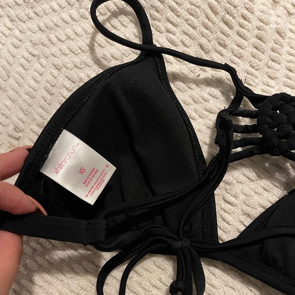 Bikini top🖤 - Picture 2 of 3